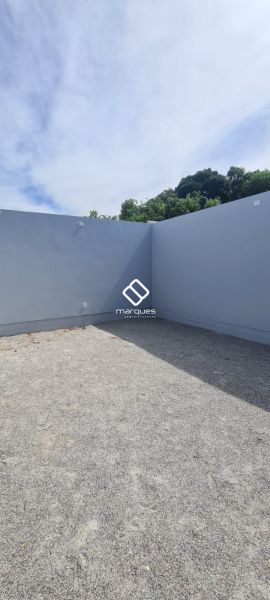 Casa com 2 quartos, 1 banheiro e 70m² à venda no bairro Laranjal, Pelotas