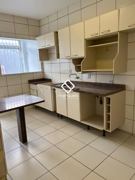 Apartamento com 1 quarto, 1 banheiro e 81m² à venda no bairro Centro, Pelotas