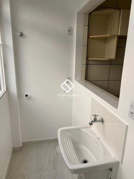 Apartamento com 1 quarto, 1 banheiro e 81m² à venda no bairro Centro, Pelotas