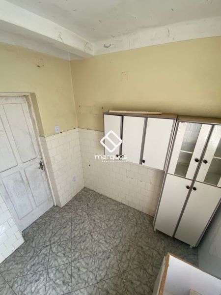Casa com 3 quartos, 2 banheiros e 142m² à venda no bairro Centro, Pelotas