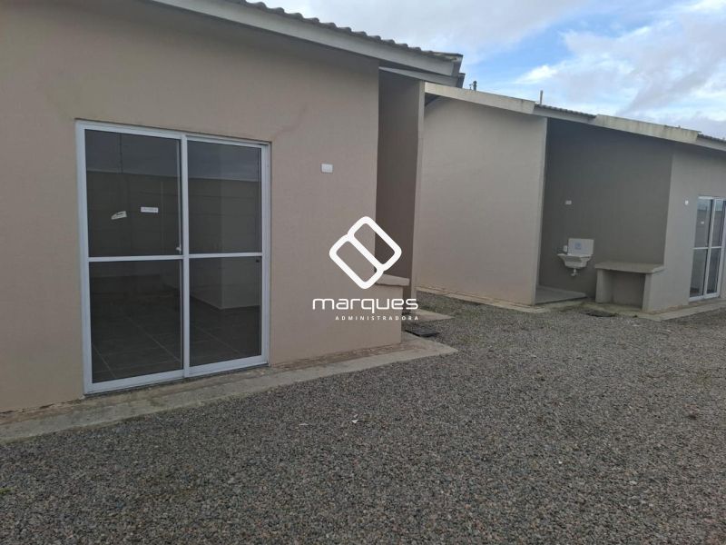 Casa com 2 quartos, 1 banheiro e 43m² à venda no bairro Três Vendas, Pelotas