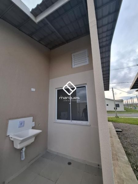 Casa com 2 quartos, 1 banheiro e 43m² à venda no bairro Três Vendas, Pelotas