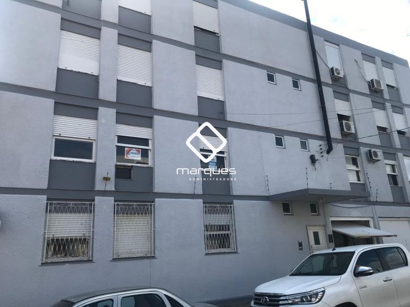 Apartamento com 3 quartos, 1 banheiro e 84m² à venda no bairro Centro, Pelotas