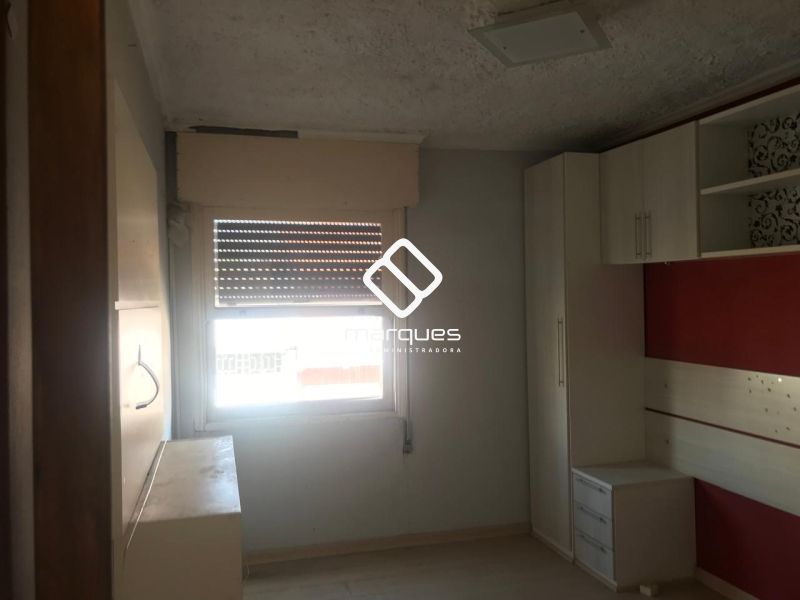 Apartamento com 3 quartos, 1 banheiro e 84m² à venda no bairro Centro, Pelotas