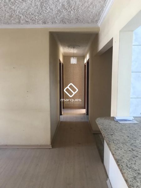 Apartamento com 3 quartos, 1 banheiro e 84m² à venda no bairro Centro, Pelotas