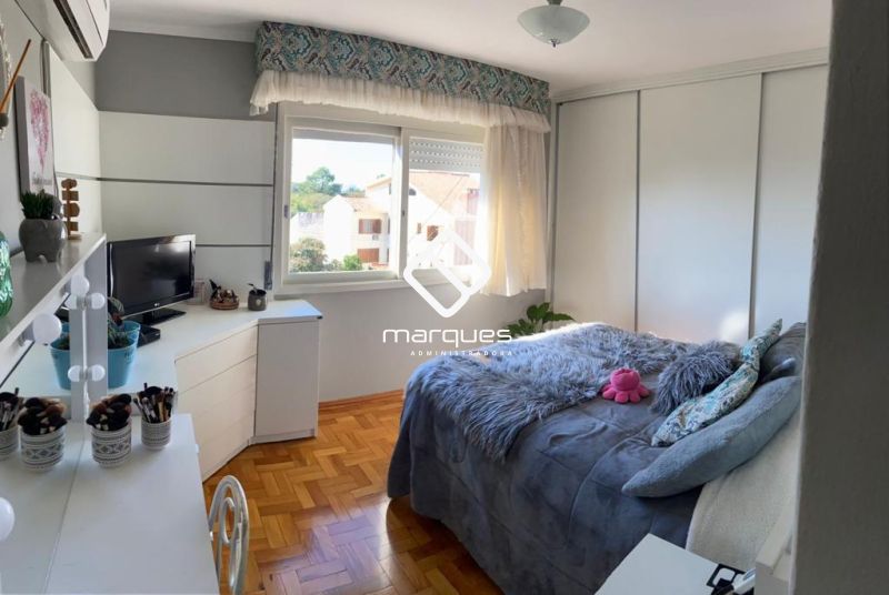 Apartamento com 3 quartos, 3 banheiros e 130m² à venda no bairro Três Vendas, Pelotas