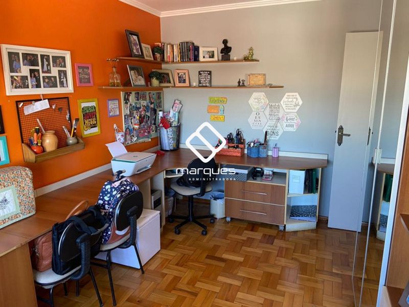 Apartamento com 3 quartos, 3 banheiros e 130m² à venda no bairro Três Vendas, Pelotas