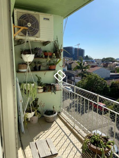 Apartamento com 3 quartos, 3 banheiros e 130m² à venda no bairro Três Vendas, Pelotas
