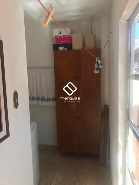 Casa com 2 quartos, 2 banheiros e 104m² à venda no bairro Três Vendas, Pelotas
