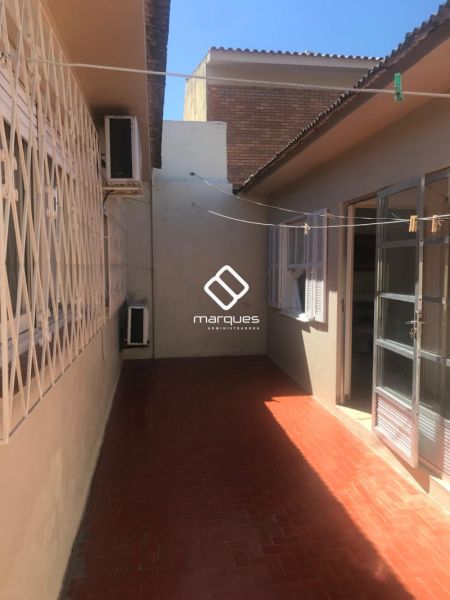 Casa com 2 quartos, 2 banheiros e 104m² à venda no bairro Três Vendas, Pelotas