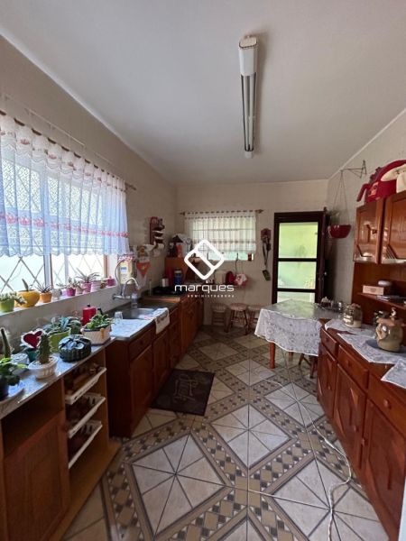 Casa com 4 quartos, 2 banheiros e 193m² à venda no bairro Fragata, Pelotas