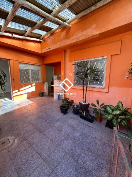 Casa com 4 quartos, 2 banheiros e 193m² à venda no bairro Fragata, Pelotas