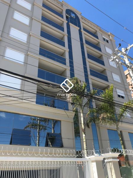 Apartamento com 3 quartos, 1 banheiro e 93m² à venda no bairro Centro, Pelotas
