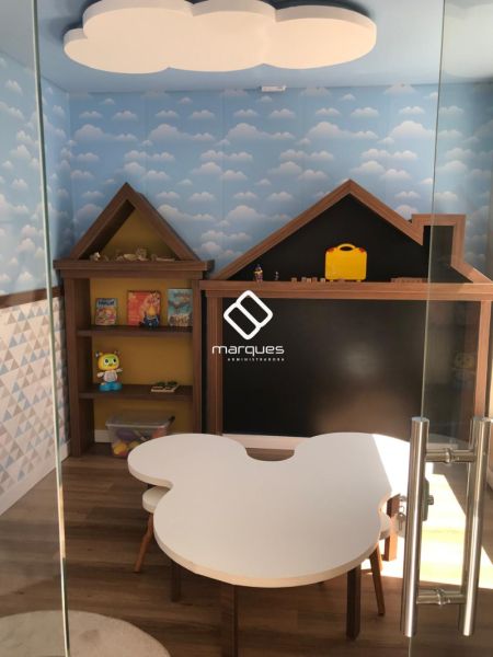 Apartamento com 3 quartos, 1 banheiro e 93m² à venda no bairro Centro, Pelotas