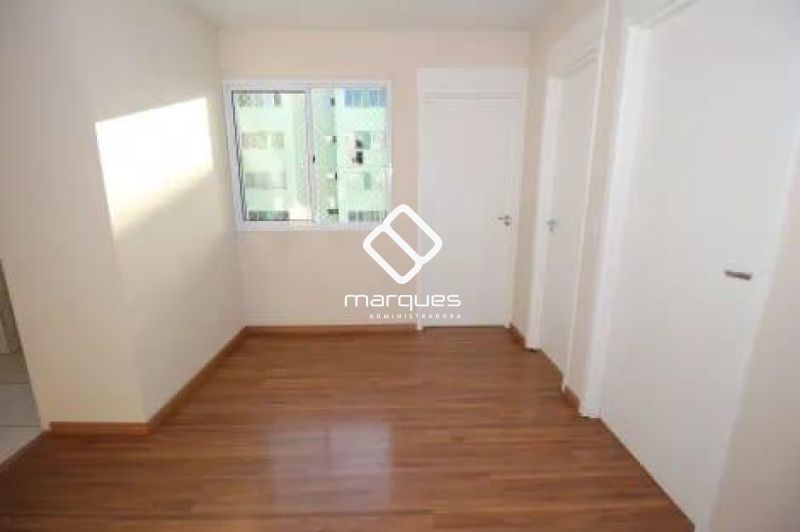 Apartamento com 2 quartos, 1 banheiro e 45m² à venda no bairro Três Vendas, Pelotas