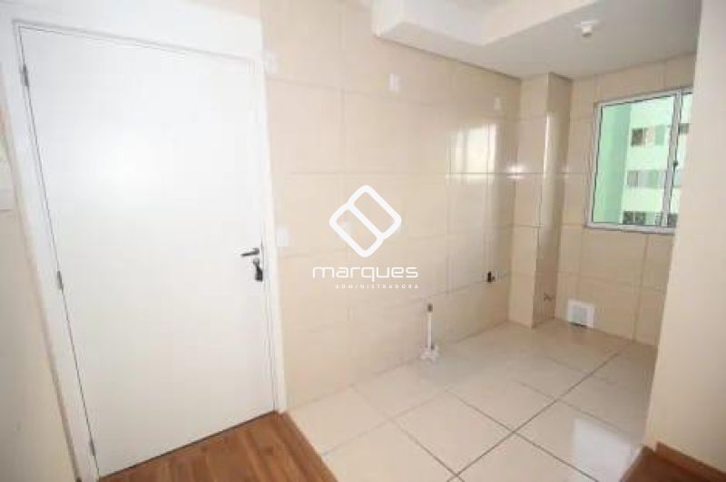 Apartamento com 2 quartos, 1 banheiro e 45m² à venda no bairro Três Vendas, Pelotas