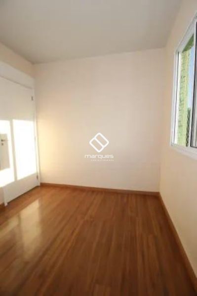 Apartamento com 2 quartos, 1 banheiro e 45m² à venda no bairro Três Vendas, Pelotas