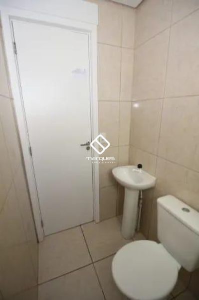 Apartamento com 2 quartos, 1 banheiro e 45m² à venda no bairro Três Vendas, Pelotas