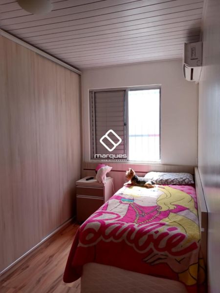 Casa com 3 quartos, 2 banheiros e 135m² à venda no bairro Areal, Pelotas