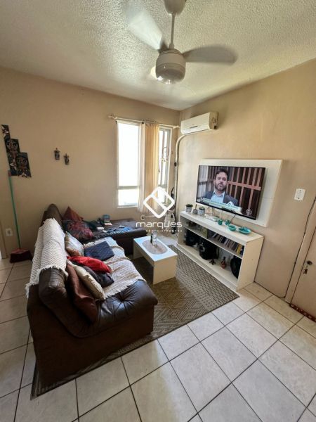 Apartamento com 2 quartos, 1 banheiro e 44m² à venda no bairro Areal, Pelotas