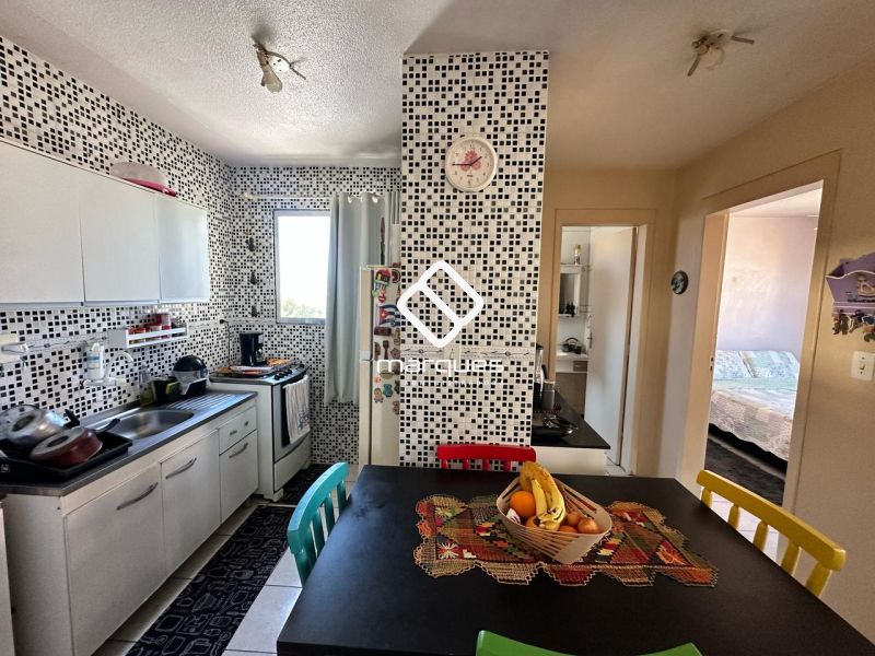 Apartamento com 2 quartos, 1 banheiro e 44m² à venda no bairro Areal, Pelotas
