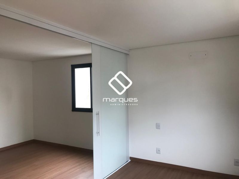 Apartamento com 1 quarto, 1 banheiro e 35m² à venda no bairro Centro, Pelotas