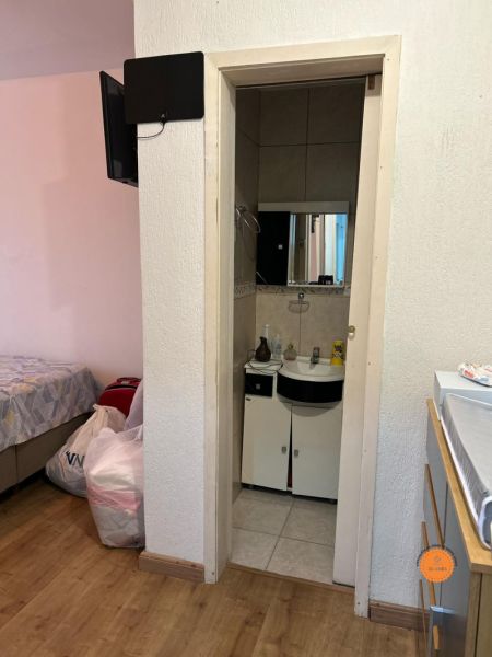 Apartamento com 2 quartos, 1 banheiro e 78m² à venda no bairro Centro, Pelotas