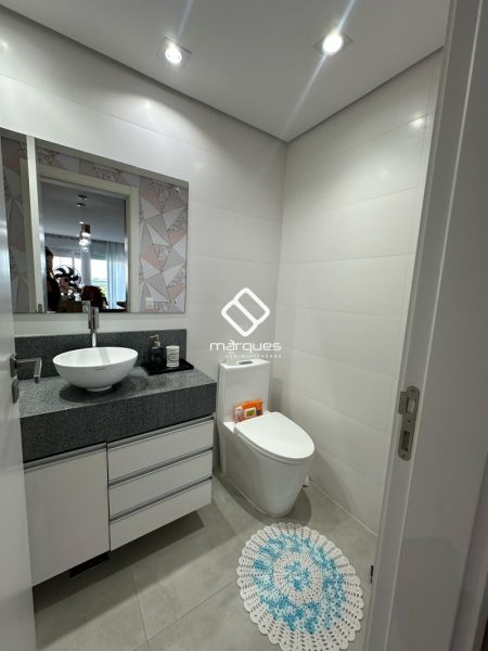Apartamento com 2 quartos, 1 banheiro e 96m² à venda no bairro Centro, Pelotas
