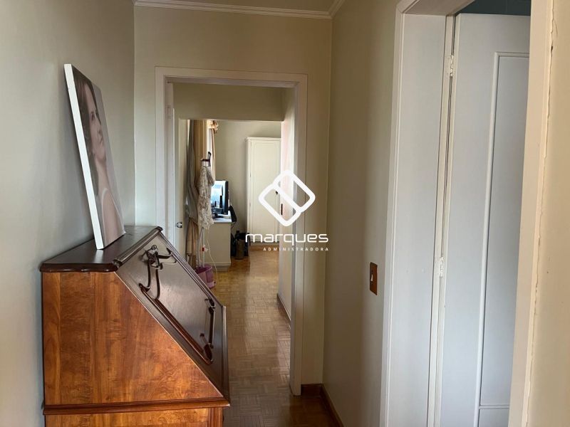 Apartamento com 2 quartos, 3 banheiros e 138m² à venda no bairro Centro, Pelotas