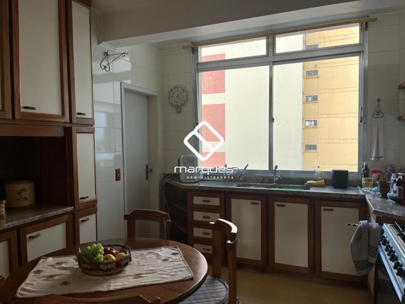 Apartamento com 2 quartos, 3 banheiros e 138m² à venda no bairro Centro, Pelotas