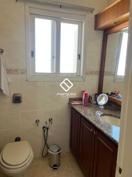 Apartamento com 2 quartos, 3 banheiros e 138m² à venda no bairro Centro, Pelotas