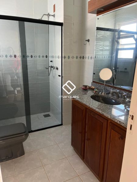 Apartamento com 2 quartos, 3 banheiros e 138m² à venda no bairro Centro, Pelotas