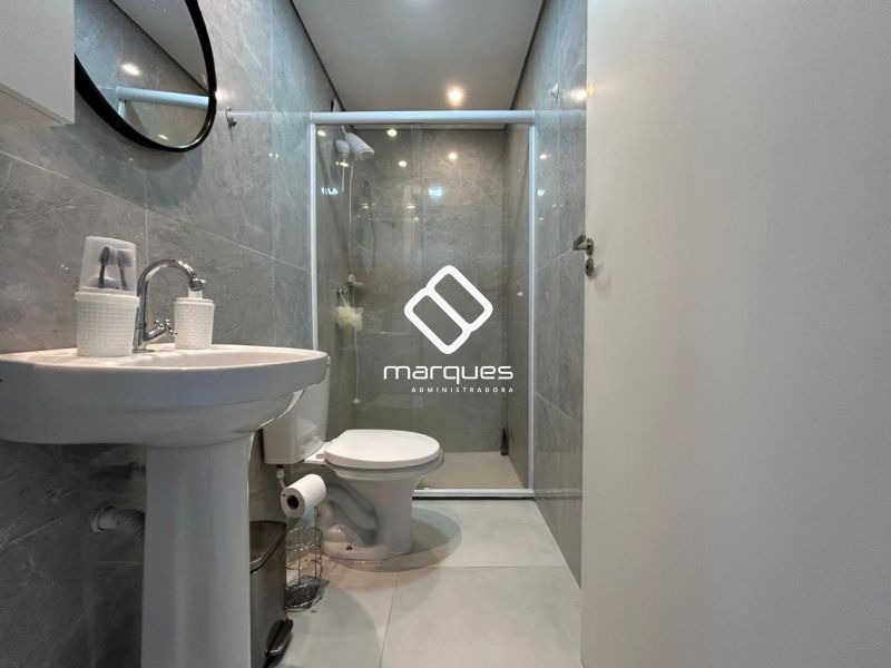 Apartamento com 2 quartos, 1 banheiro e 50m² à venda no bairro Centro, Pelotas