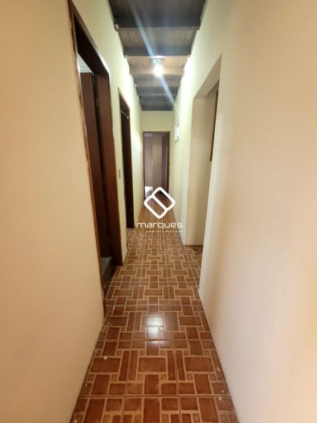 Casa com 3 quartos, 2 banheiros e 183m² à venda no bairro Laranjal, Pelotas