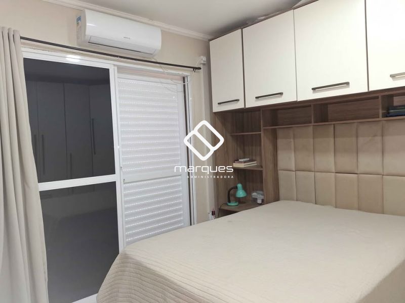 Casa com 3 quartos e 2 banheiros à venda no bairro Três Vendas, Pelotas