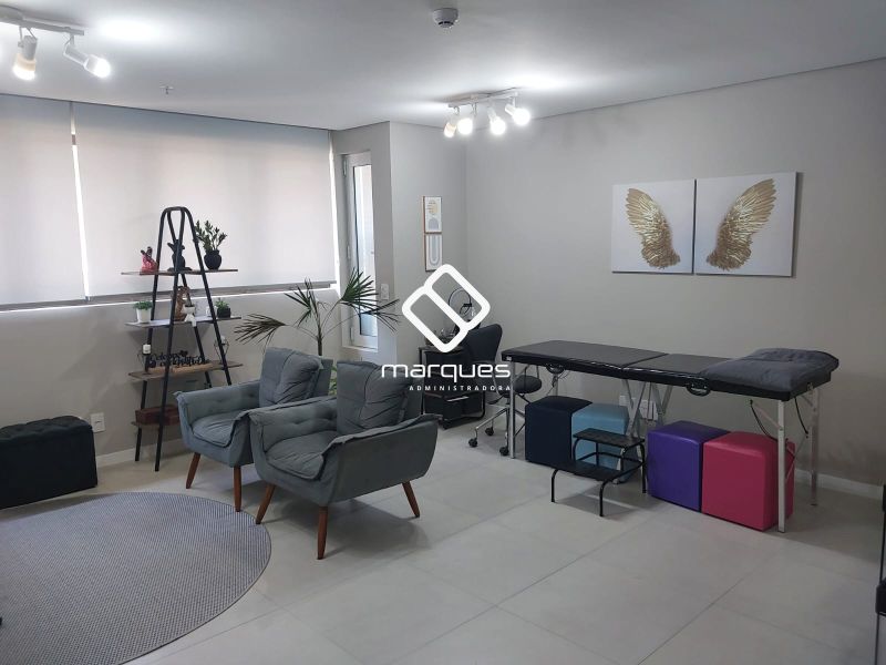 Sala com 1 banheiro e 31m² à venda no bairro São Gonçalo, Pelotas
