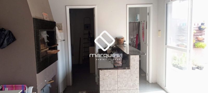 Casa com 3 quartos, 2 banheiros e 170m² à venda no bairro Areal, Pelotas