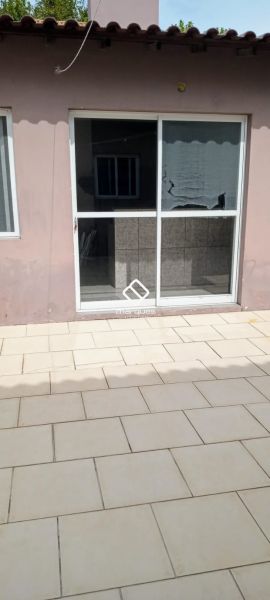 Casa com 3 quartos, 2 banheiros e 170m² à venda no bairro Areal, Pelotas