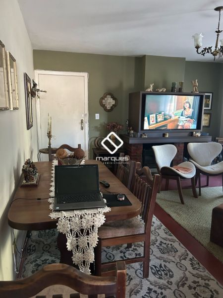 Apartamento com 3 quartos, 2 banheiros e 134m² à venda no bairro Três Vendas, Pelotas
