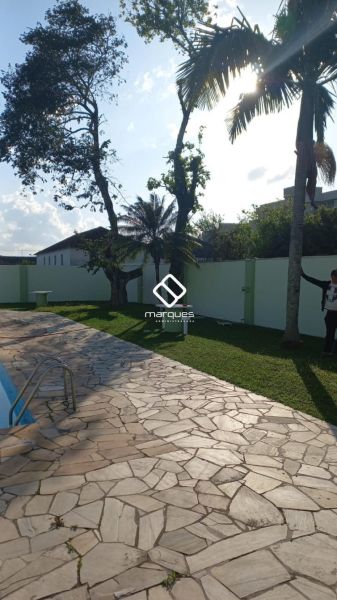 Apartamento com 3 quartos, 2 banheiros e 134m² à venda no bairro Três Vendas, Pelotas