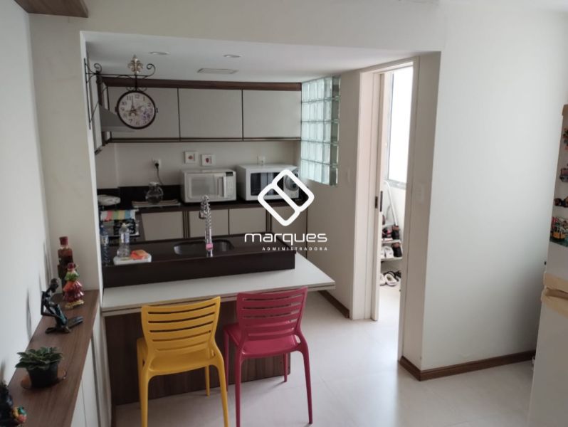 Apartamento com 2 quartos, 1 banheiro e 90m² à venda no bairro Centro, Pelotas