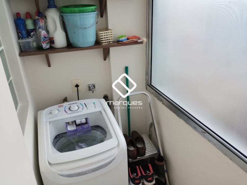 Apartamento com 2 quartos, 1 banheiro e 90m² à venda no bairro Centro, Pelotas