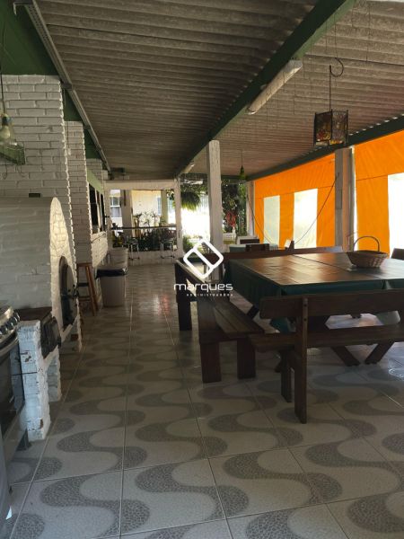 Apartamento com 2 quartos, 1 banheiro e 71m² à venda no bairro Laranjal, Pelotas