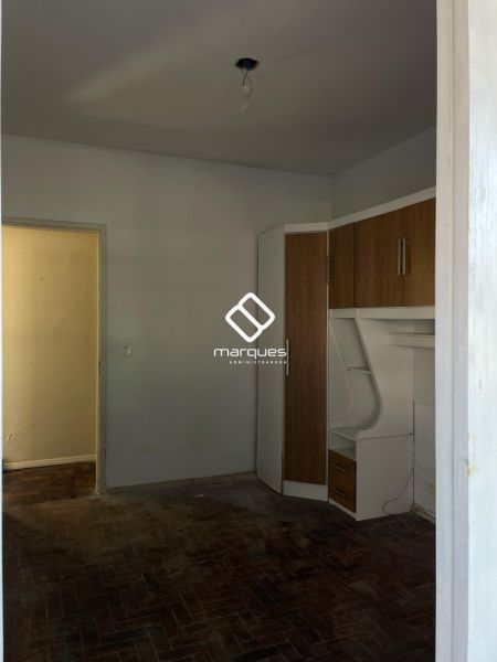 Apartamento com 2 quartos, 1 banheiro e 71m² à venda no bairro Laranjal, Pelotas