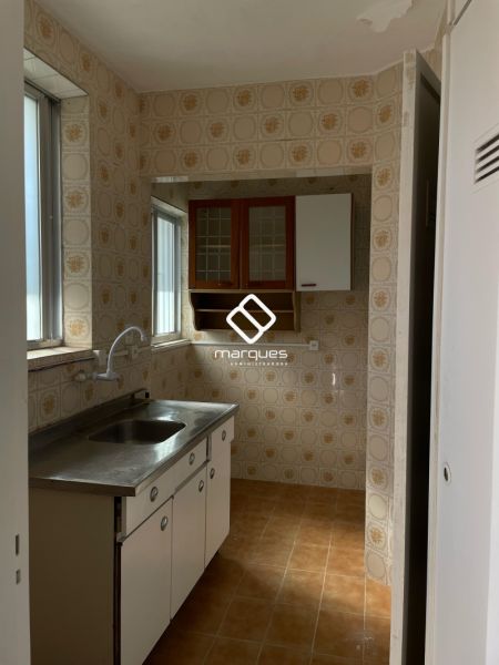 Apartamento com 2 quartos, 1 banheiro e 71m² à venda no bairro Laranjal, Pelotas