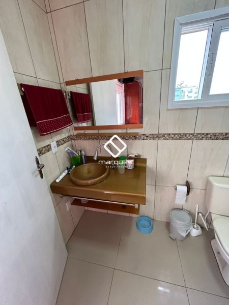 Casa com 4 quartos, 2 banheiros e 241m² à venda no bairro Fragata, Pelotas