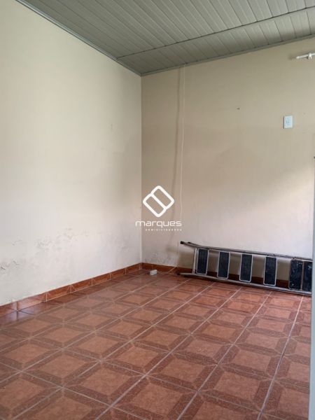 Casa com 2 quartos, 2 banheiros e 125m² à venda no bairro Fragata, Pelotas