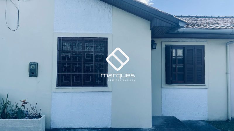 Casa com 2 quartos, 1 banheiro e 60m² à venda no bairro Fragata, Pelotas