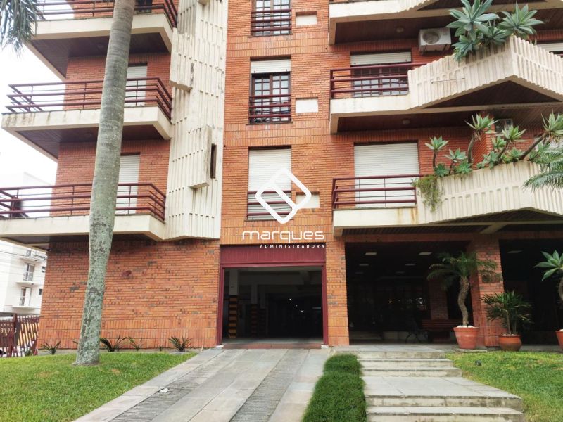 Apartamento com 3 quartos, 2 banheiros e 170m² à venda no bairro Centro, Pelotas