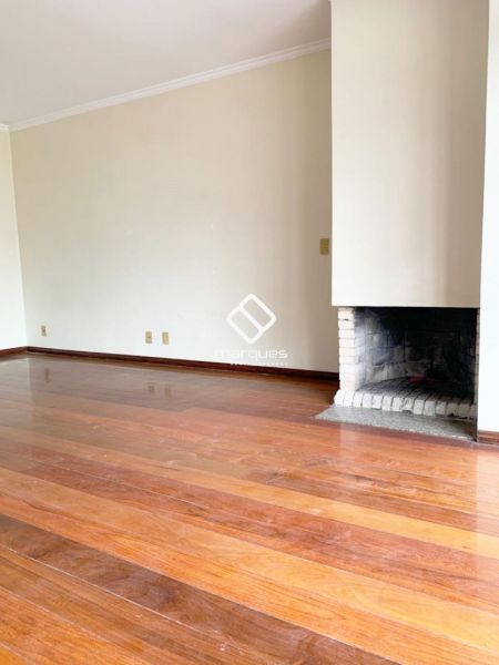 Apartamento com 3 quartos, 2 banheiros e 170m² à venda no bairro Centro, Pelotas